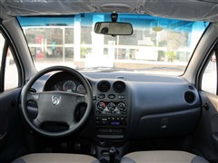 2012款 改款 1.0L 手动P-TEC标准型