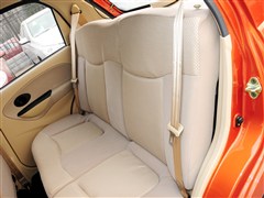 2012款 改款 1.0L 手动P-TEC舒适型