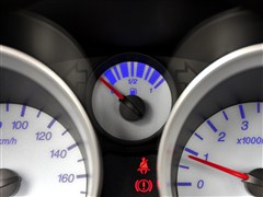 2012款 改款 1.2L 手动运动版优越型