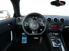 2013款 TTS Coupe 2.0TFSI quattro