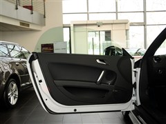 2013款 TTS Roadster 2.0TFSI quattro