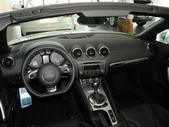2013款 TTS Roadster 2.0TFSI quattro
