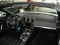 2013款 TTS Roadster 2.0TFSI quattro