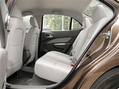 2012款 1.5L DVVT手动标准型