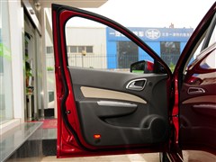 2013款 1.5L 手动标准型