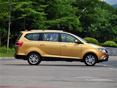 2014款 1.5L 手动豪华型 7座