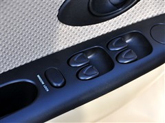 2006款 0.8L 手动舒适型