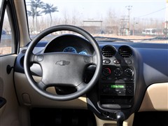 2006款 0.8L 手动舒适型