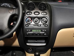 2009款 1.2L 手动活力型