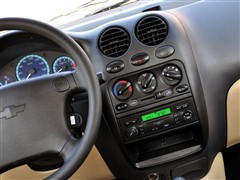 2009款 1.0L 手动舒适型