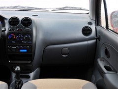 2010款 1.0L P-TEC手动优越型