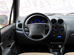 2010款 1.0L P-TEC手动优越型