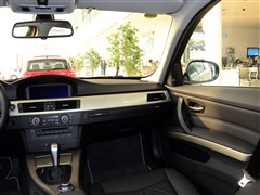 2011款 320i 豪华型