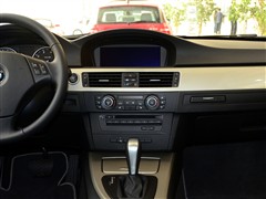 2011款 320i 豪华型