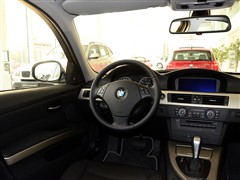 2011款 320i 豪华型