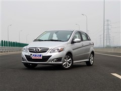 2012款 两厢 1.5L 手动乐尚版