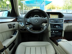 2011款 E 300 L 优雅型