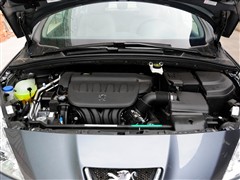 2011款 2.0L 自动舒适版