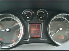 2011款 2.0L 手动舒适版