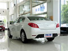 2012款 2.0L 自动天窗经典版