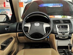 2011款 黄金版 1.8L MT豪华型