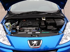 2012款 两厢 1.6L 自动舒适版