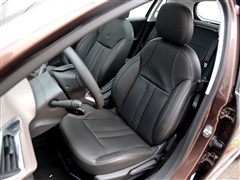 2014款 1.6L 自动领航版