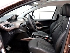 2014款 1.6L 自动领航版