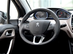 2014款 1.6L 自动领航版