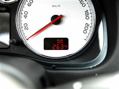 2008款 两厢 1.6L 手动雅致版