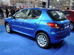 2009款 两厢 1.6L 自动享乐版