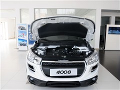 2013款 2.0L 两驱时尚型