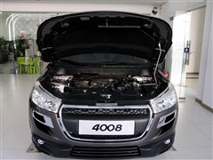 2013款 2.0L 四驱时尚型