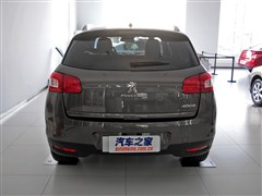 2013款 2.0L 四驱时尚型