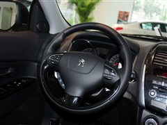 2013款 2.0L 两驱豪华型