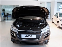 2013款 2.0L 两驱豪华型