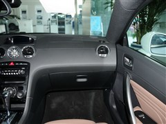 2014款 1.6T 豪华版深色风格