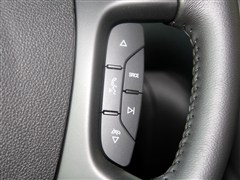 2013款 3.6L 两驱雅致版