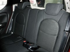 2012款 1.0L 手动时尚版 国IV