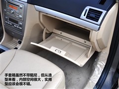 2010款 两厢 2.0L 自动豪华型