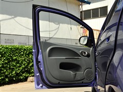 2010款 1.0L 手动舒适型