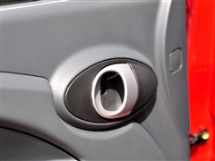 2010款 1.0L 手动豪华型