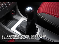 2010款 两厢 1.6L 手动豪华低碳版