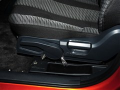 2011款 1.3L 手动运动版