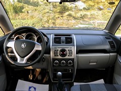 2011款 1.3L 手动舒适版