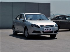 2011款 三厢 1.6L 手动精英型