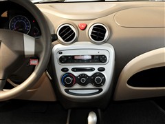 2011款 1.0L IMT舒适型