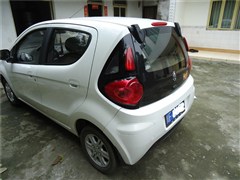 2011款 1.0L IMT舒适型