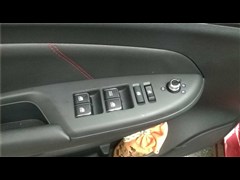 2014款 2.0L 手动领先型