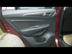 2014款 2.0L 手动领先型